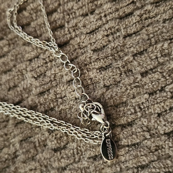 Express silver tone crystal 3 strand necklace, like New. RARE! - Picture 4 of 6
